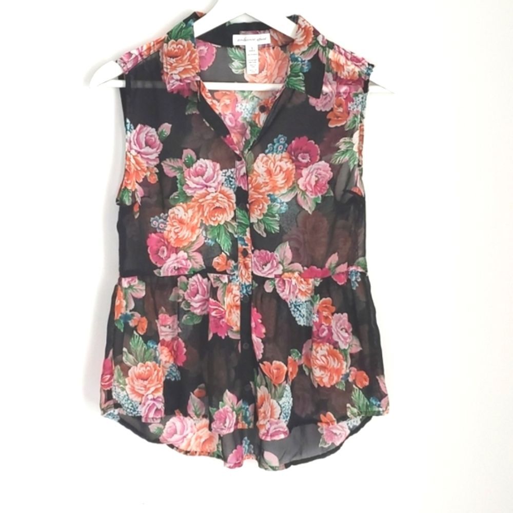 Ambiance Floral Peplum Top Size S